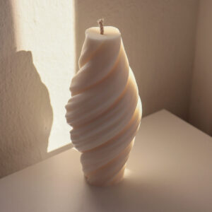 Dekorativna svijeća Visoki Swirl
