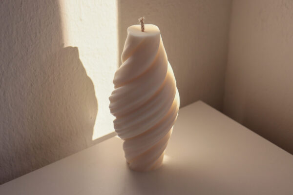 Dekorativna svijeća Visoki Swirl
