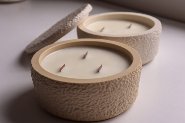 Svijeća u posudi s poklopcem – Large