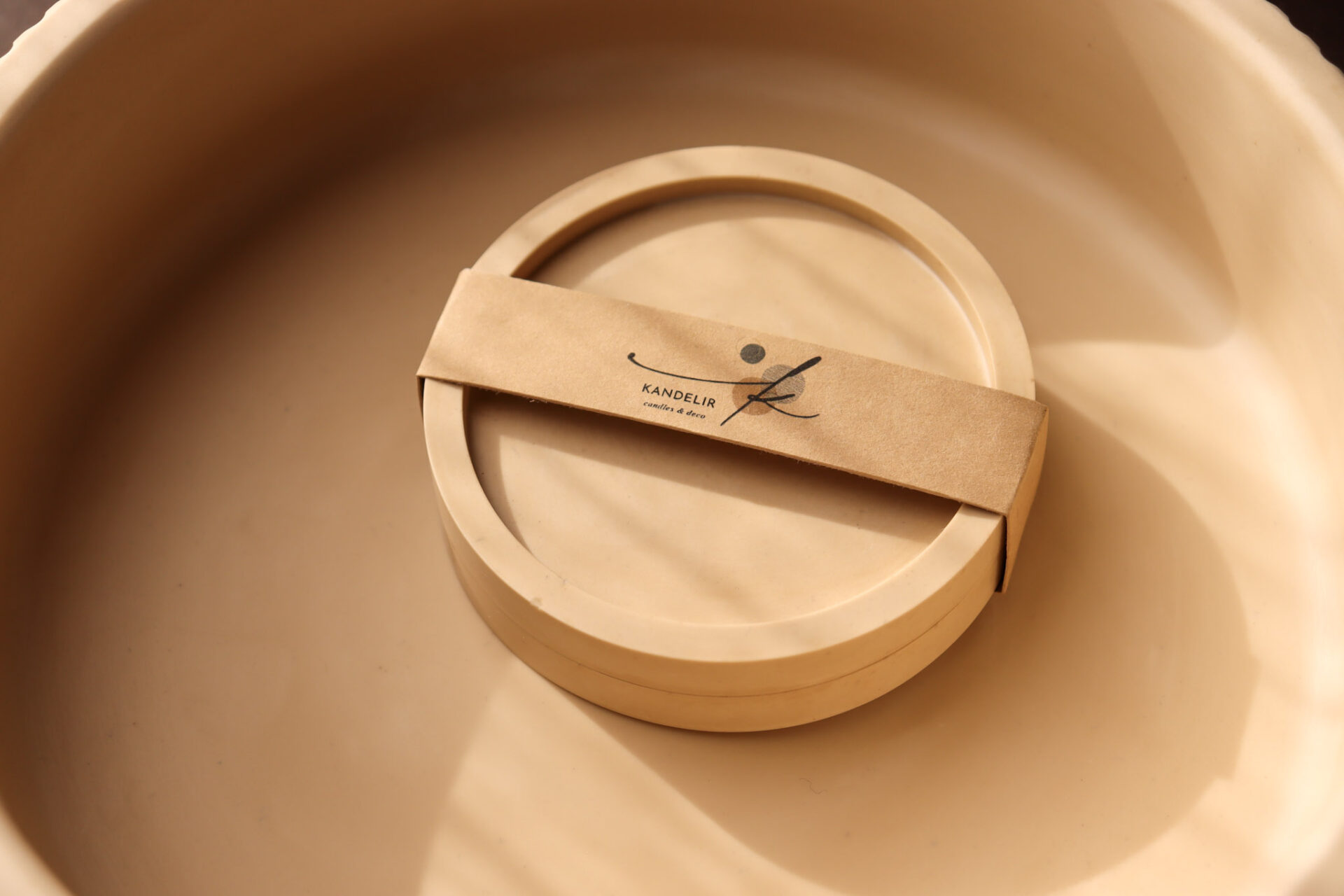 Jesmonite dekorativni predmeti za dom