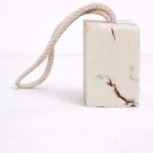 02 BRAČKI BIJELI • sapun glina & ruža- soap on a rope