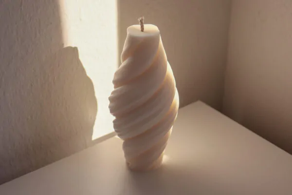 Dekorativna svijeća Visoki Swirl